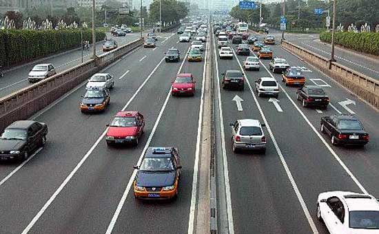 北京下周新一轮尾号限行开启 周一限行尾号2和7